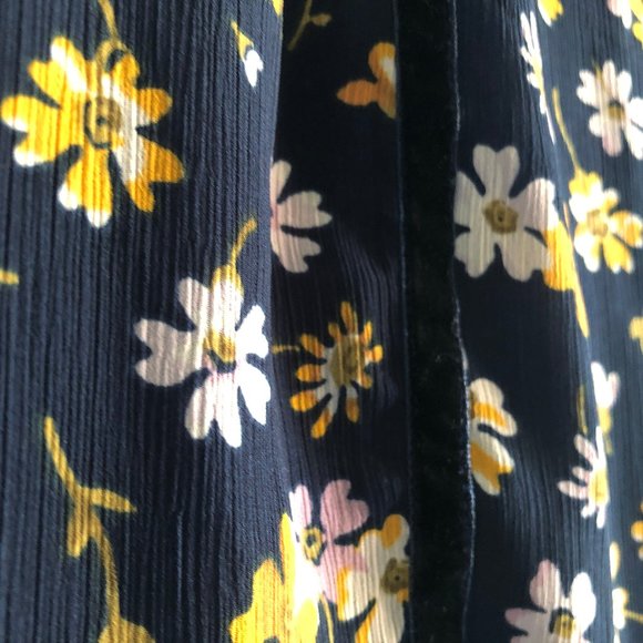 Madewell Velvet-Trimmed Square-Neck Top in Petal Party - Picture 2 of 7